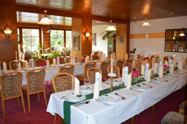 Hotel "Woiler Hof" Garni Eslohe Esterno foto